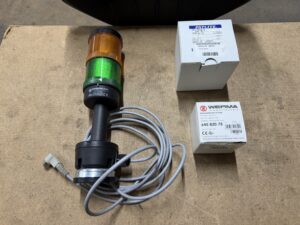 Signalsäule WERMA 640 810 00 | Drago SMD Maschinen GmbH, Ihr Partner für den Ankauf und Verkauf von Maschinen, Zubehör und Ersatzteilen.