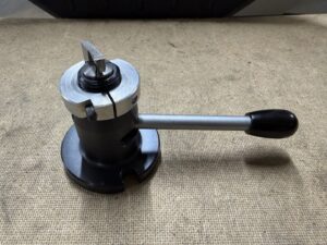 Schnellspannhalter | Drago SMD GmbH, Ihr Partner für den Ankauf und Verkauf von Gebrauchtmaschinen.