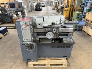Zug- und Leitspindeldrehmaschine Schaublin 135 | Drago SMD GmbH, Ihr Partner für den Ankauf und Verkauf von Gebrauchtmaschinen.