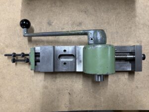 Abstechschlitten Schaublin 102 | Drago SMD GmbH, Ihr Partner für den Ankauf und Verkauf von Gebrauchtmaschinen.